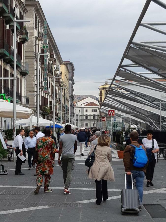 Metropolis Stazione * Napoli